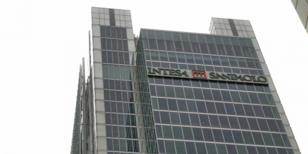 Mps, il governo si dichiara neutrale nel risiko bancario: Intesa e Banco BPM si contendono il futuro del Monte dei Paschi